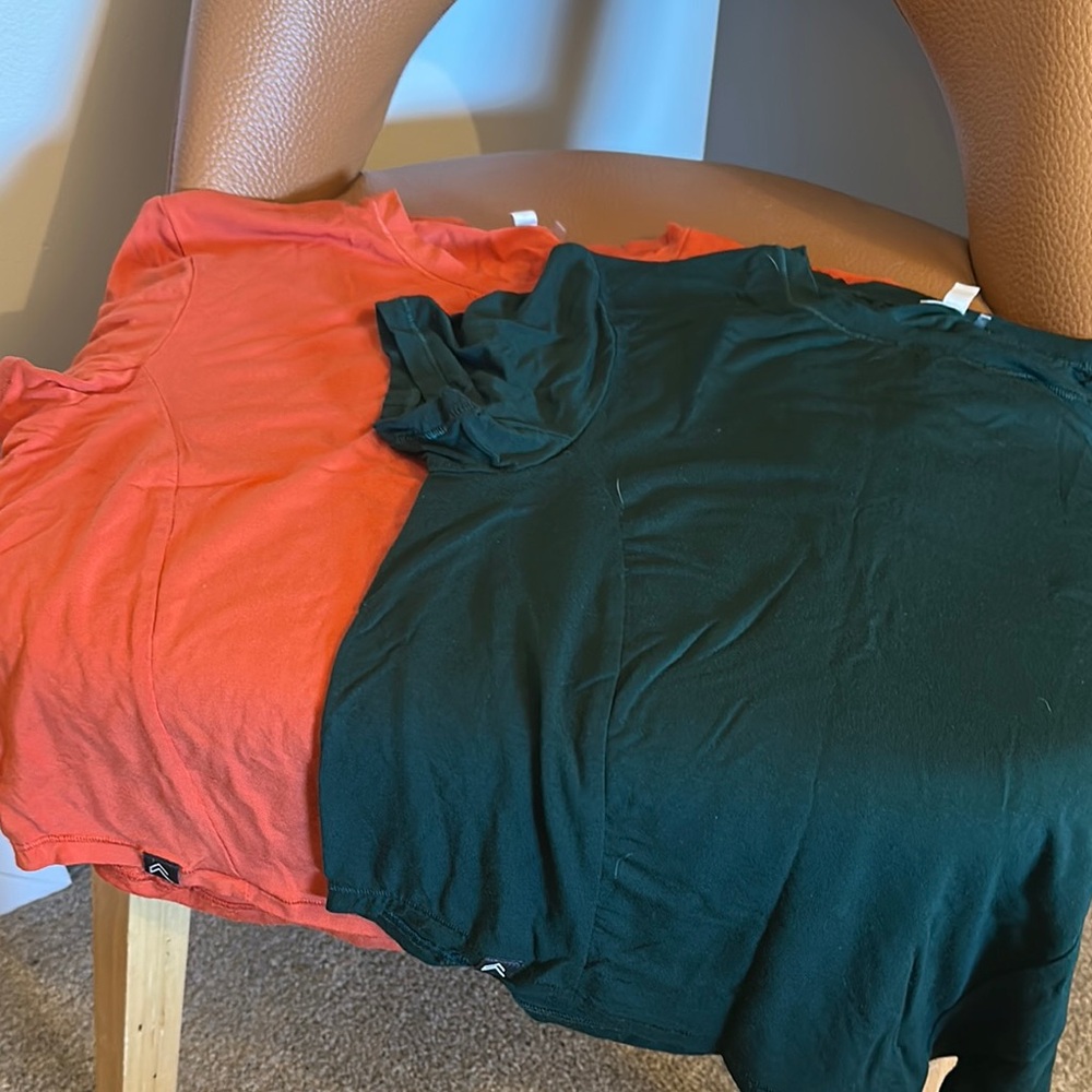 Oner active mellow soft midi t shirt in green and spice.